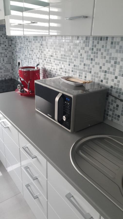 Apartament 2 Camere Prima Nufaru ออราแด ภายนอก รูปภาพ